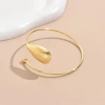 Simple solid Leaf Handcuff