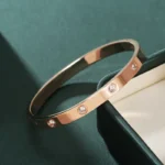 IG Viral openable Bracelet