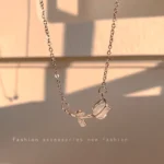 Elegant Tulip Pendant Necklace - Image 2